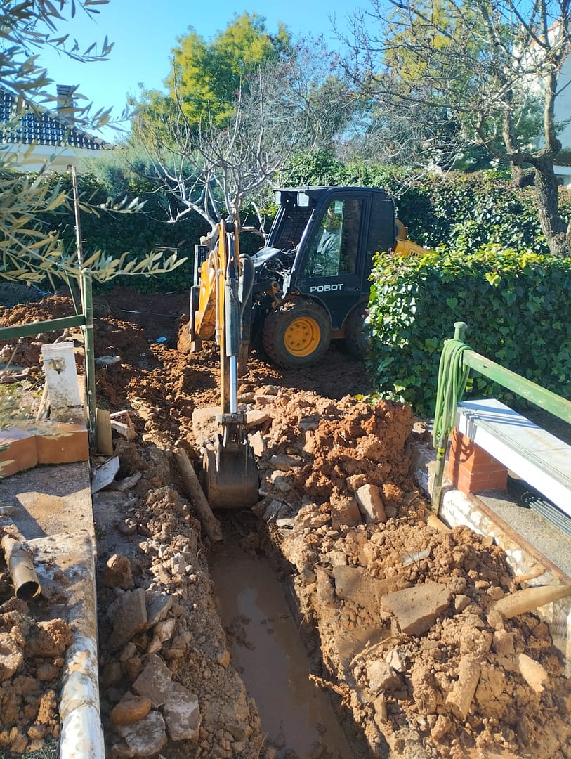 Servicios de Excavación Profesional en El Casar de Talamanca 1 excavación profesional